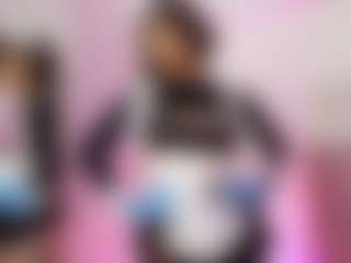 Live cam show with ItsCassieCage - Sexy on liverealitysex.com