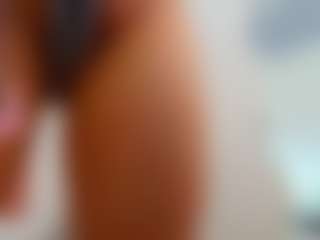 Live cam show with ItsCassieCage - New Big Tits on Uber Horny