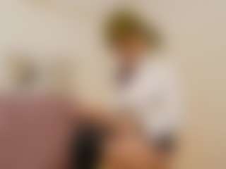 Live cam show with ItsCassieCage - New Big Tits on Milfs Live