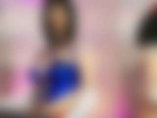 Live cam show with ItsCassieCage - New Petite on CamwithHer