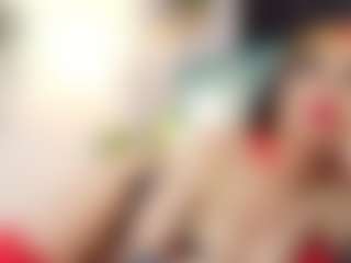 Live cam show with ItsCassieCage - Green Eyes on Dolls Live