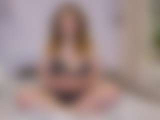 Live cam show with Kate - Teen (18+) on Dare Cams
