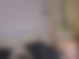 Live cam show with Kate - New Small Tits on livesuperchat.net