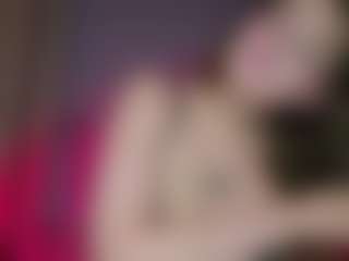 Live cam show with Kate - Smoke on crypto-cams