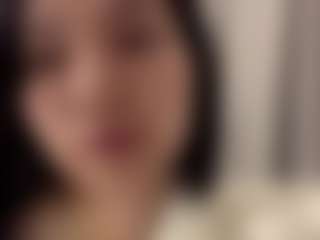 Live cam show with KierstenMenjes - Athletic Strip on sexylive.show