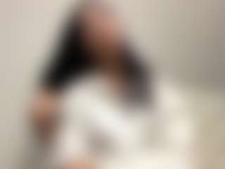 Live cam show with KierstenMenjes - Short on fapnchat