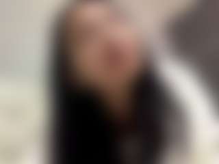 Live cam show with KierstenMenjes - Squirt on TottyGirls