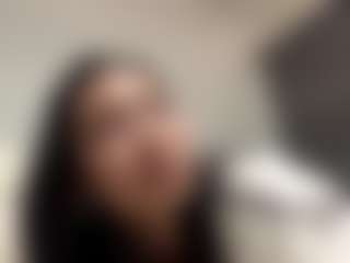 Live cam show with KierstenMenjes - Brown Eyes Brown Hair on Camsoda
