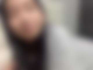 Live cam show with KierstenMenjes - Average on live18s.com