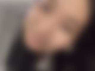Live cam show with KierstenMenjes - Asian Amateur on milfzrlive.com