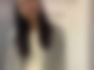 Live cam show with KierstenMenjes - Average on PervPlay.com