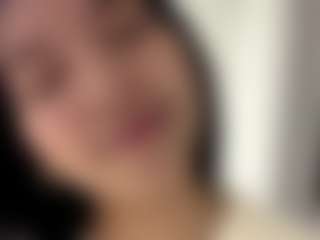 Live cam show with KierstenMenjes - Twerk Asian on Dolls Live