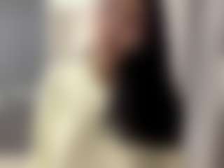 Live cam show with KierstenMenjes - Gray Eyes on Dolls Live