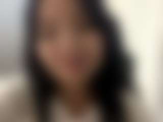 Live cam show with KierstenMenjes - Asian Squirt on livesuperchat.net