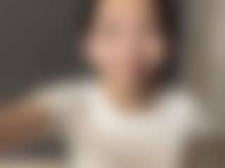 Spettacolo in cam dal vivo con KierstenMenjes - Striptease Asian su Camsoda