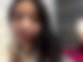 Spettacolo in cam dal vivo con KierstenMenjes - Tease Asian su Camsoda