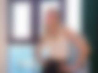 ManuelaPac's Live Sex Cam Show