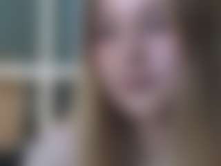 Live cam show with ManuelaPac - College on StripNow