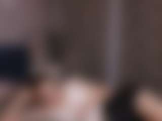 Live cam show with ManuelaPac - Green Eyes on parknlotfishbdy