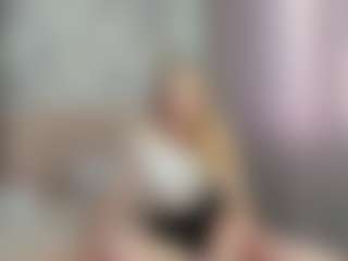 Live cam show with ManuelaPac - Cosplay Red Hair on SquirtSoMuch