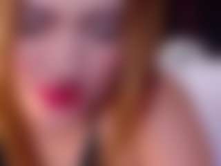 Live cam show with Melody-Ritz - Mobile on Camsoda