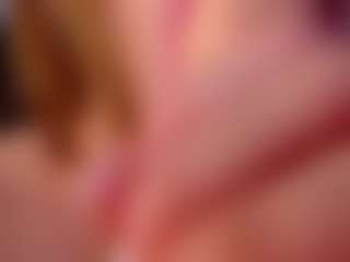 Live cam show with Melody-Ritz - Fingering on Camsoda