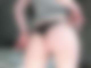 MidnightYumee's Live Sex Cam Show