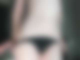 MidnightYumee's Live Sex Cam Show