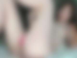 MidnightYumee's Live Sex Cam Show