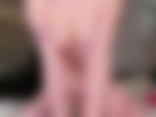 MidnightYumee's Live Sex Cam Show