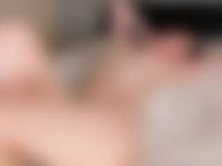 Live cam show with MidnightYumee - New Teen (18+) on Camsoda