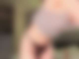 MidnightYumee's Live Sex Cam Show