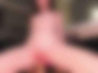 MidnightYumee's Live Sex Cam Show