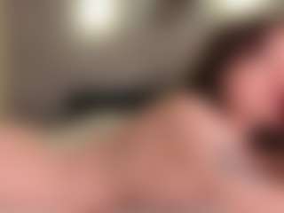 Live cam show with MidnightYumee - Athletic Young Adult on Strip Flash - Live Sex Shows