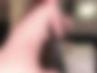 MidnightYumee's Live Sex Cam Show