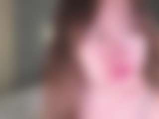 Live cam show with MidnightYumee - Full Nudity on liverealitysex.com