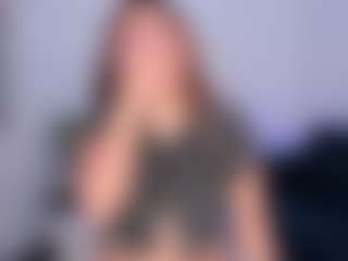 Live cam show with Miia-dool - Body Massage on CamClone