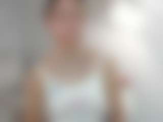 Live cam show with MirtaSmathers - Skinny on Camsoda