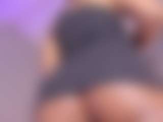 Live cam show with Sasha-Rodriguez - Italian Young Adult on CamwithHer | colombia