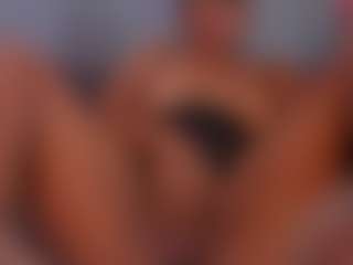 Live cam show with Sasha-Rodriguez - Dildo on Milfs Live