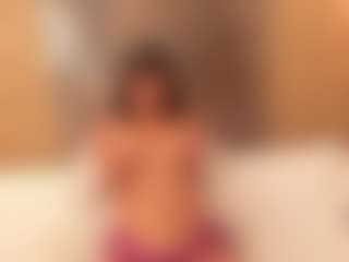 Live cam show with Siena-Moore - New Spank on SpankPalCams