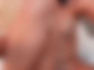 Live cam show with Siena-Moore - Latina on StripNow | colombia