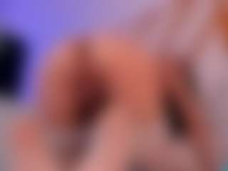 Yazmiine's Live Sex Cam Show