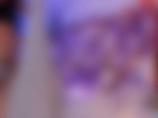 Yazmiine's Live Sex Cam Show