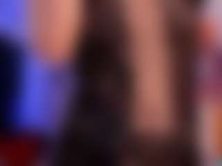 Live cam show with Yazmiine - Black Hair on CamwithHer
