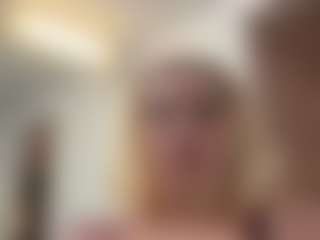 Live cam show with kokothesnow - Full Nudity on Soda Cam