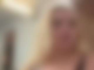kokothesnow's Live Sex Cam Show