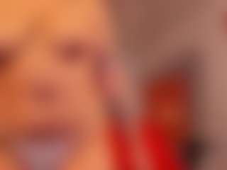 Live cam show with LeaRiios - Brown Eyes Red Hair on Camsoda