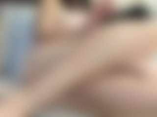 Live cam show with Luna-Valkyrie - New Toys on CamClone