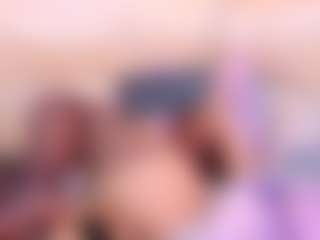 Live cam show with Britneyrogers1 - Big Tits Small Tits on Fling VIP Chat